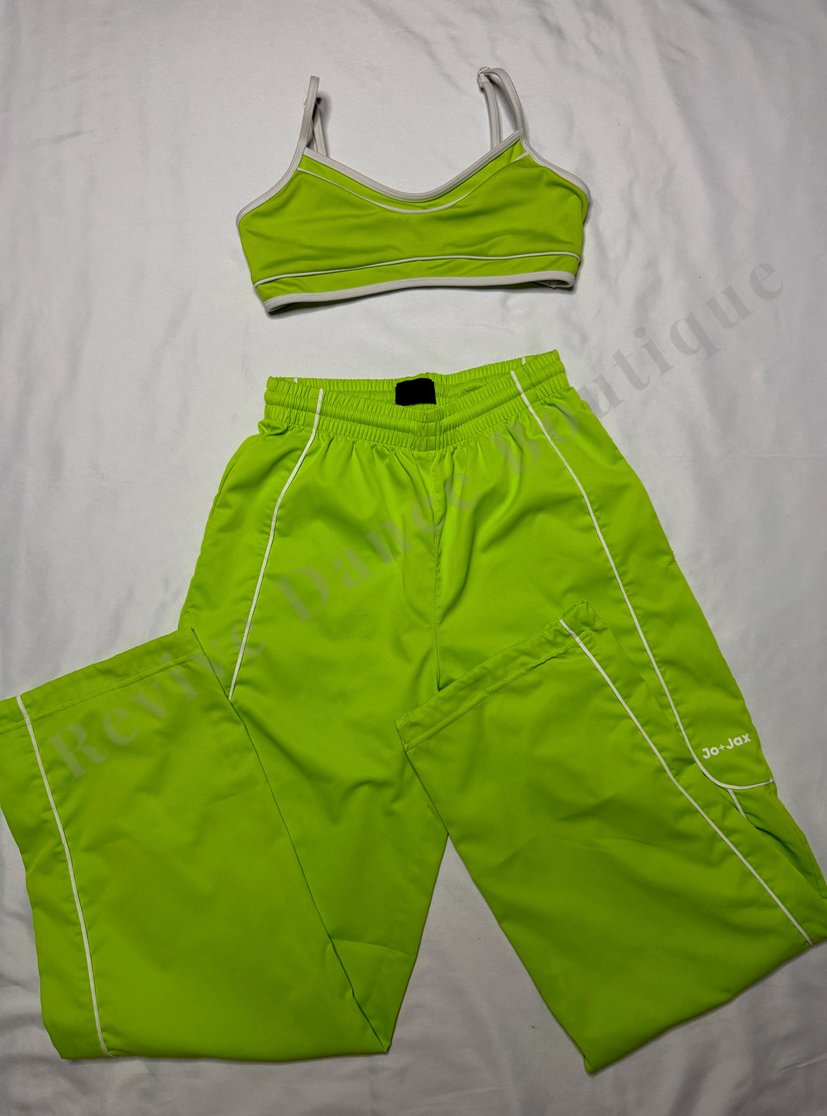 Jo+Jax Cami Top & Track Pants Set – Lime Green – AXXS/CL