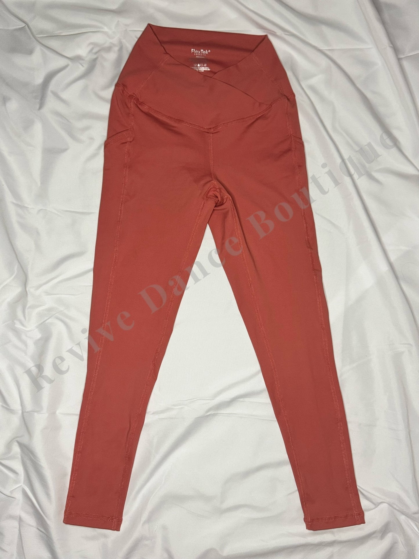Weissman FlexTek Leggings – Rust – Child Medium (CM)