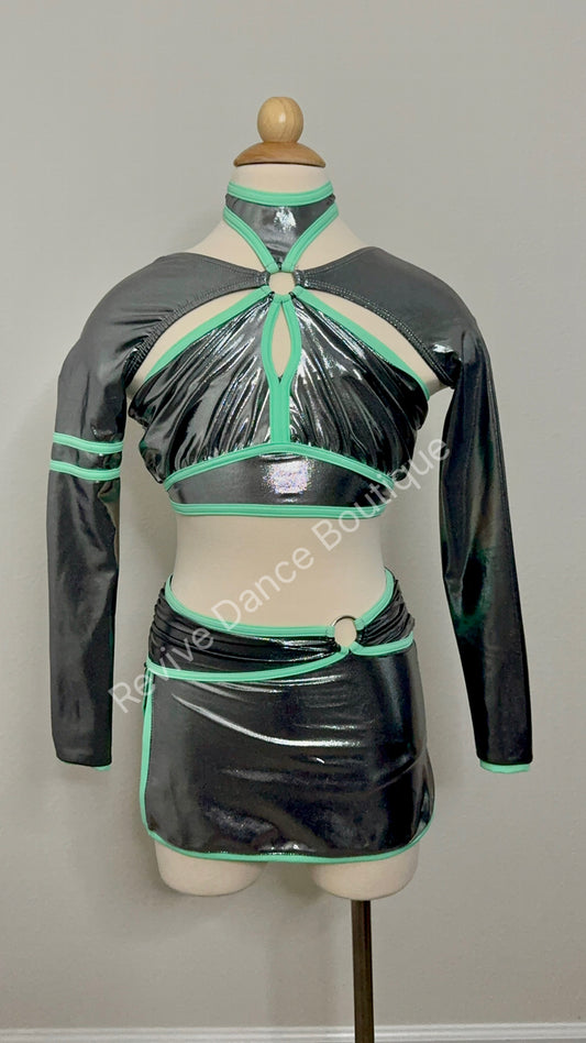 Revolution Dancewear – Utopia 2-Piece Costume – Silver & Mint Green (Child Large (CL), EUC)