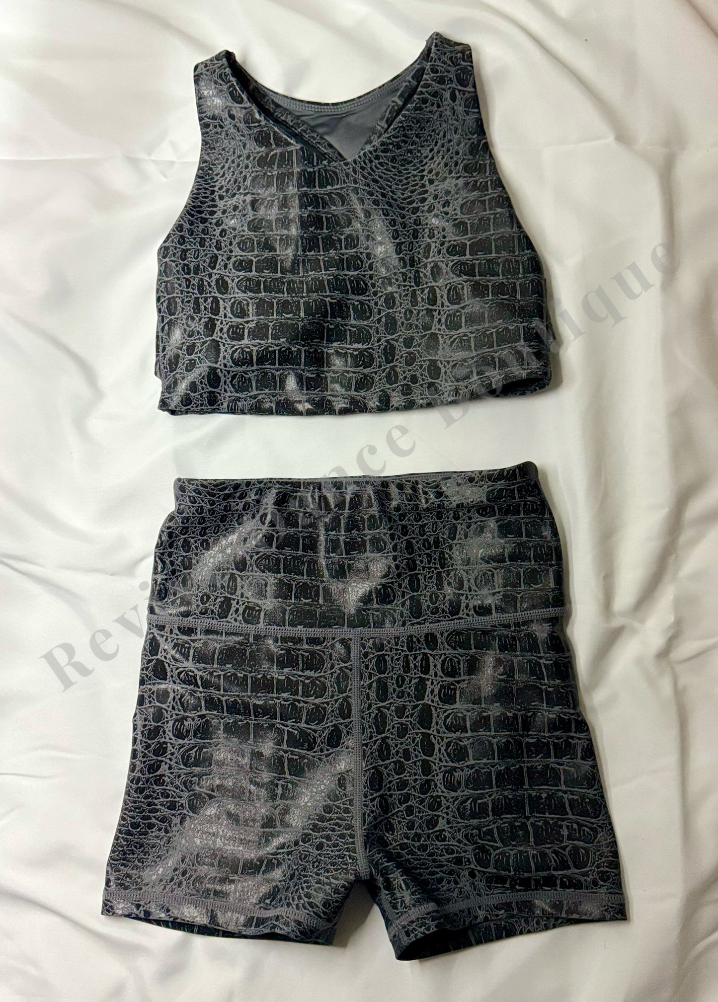Dragon Wing Croc Texture Crop Top & Shorts Set –Gray & Black – Adult Small (AS)